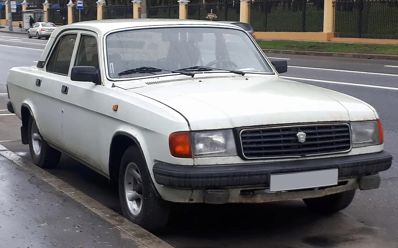 ГАЗ-31029, вид спереди. https://commons.wikimedia.org/?curid=177266707 · https://creativecommons.org/licenses/by-sa/4.0 · WebP, EXIF удалён.