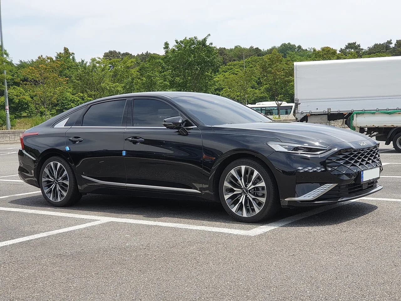 Kia K8
