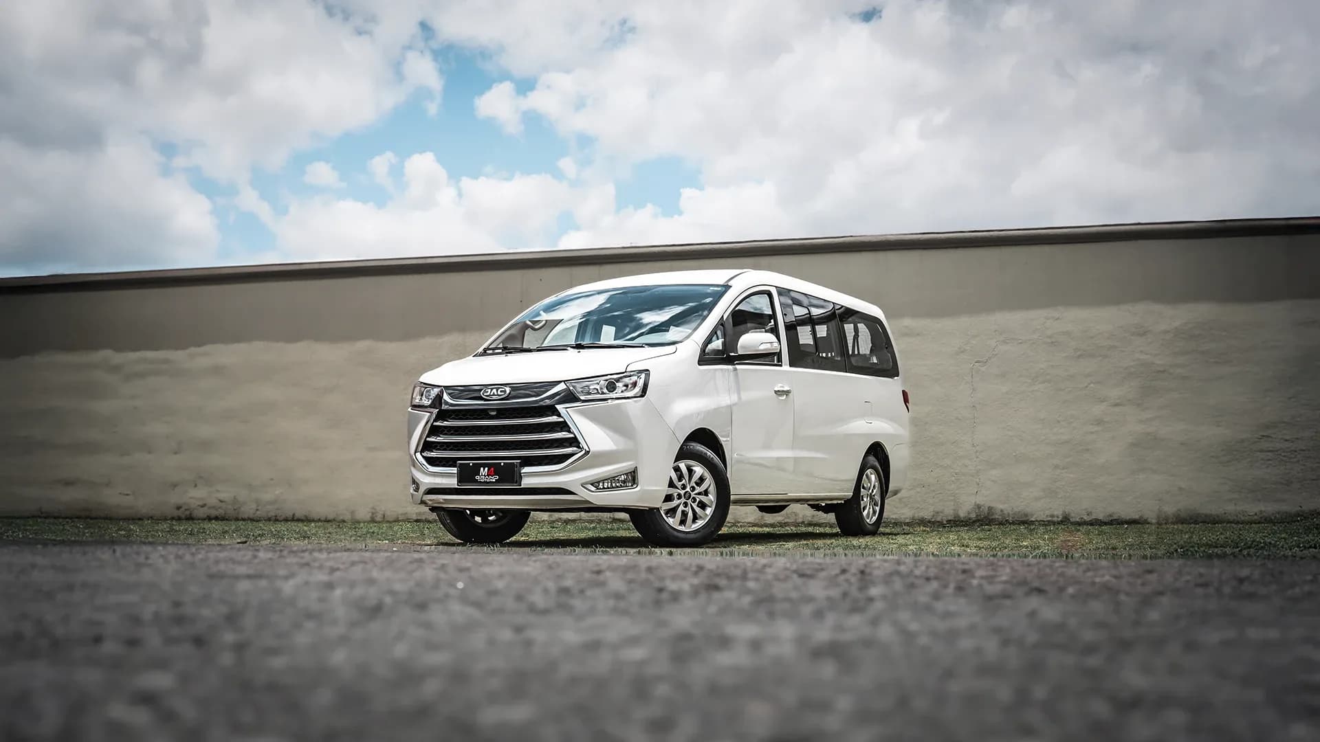 JAC M4