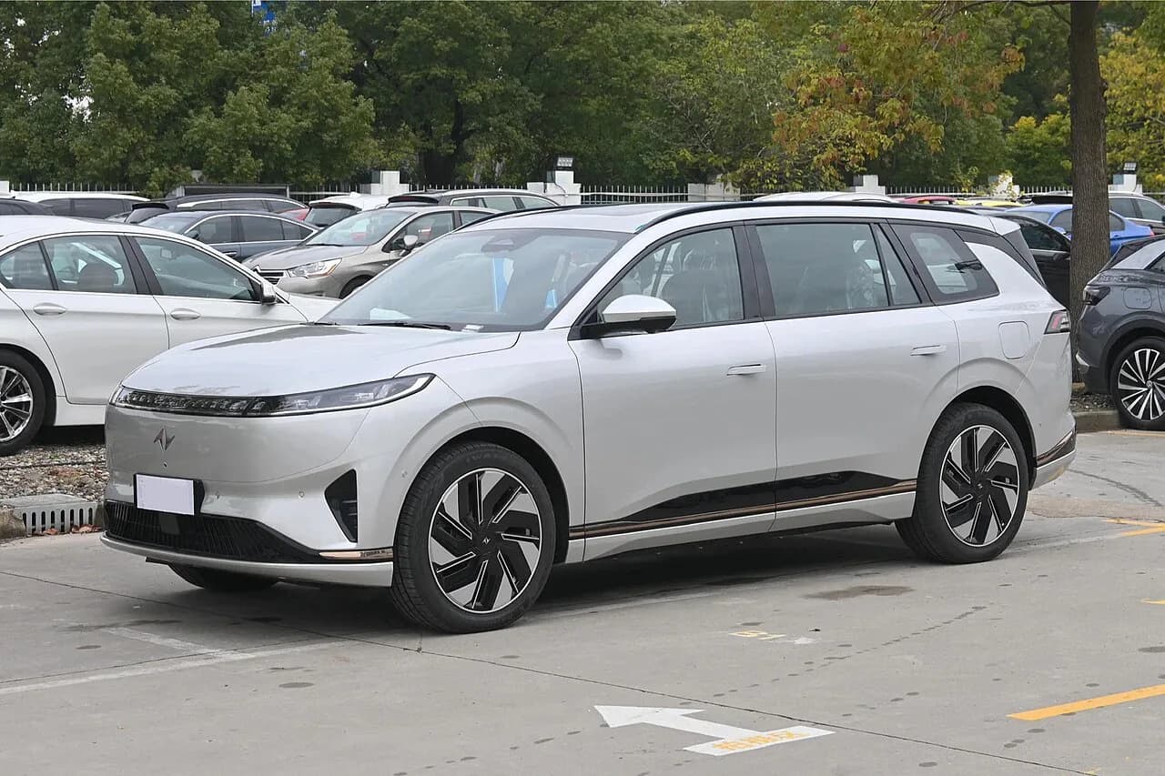 Dongfeng EP 008