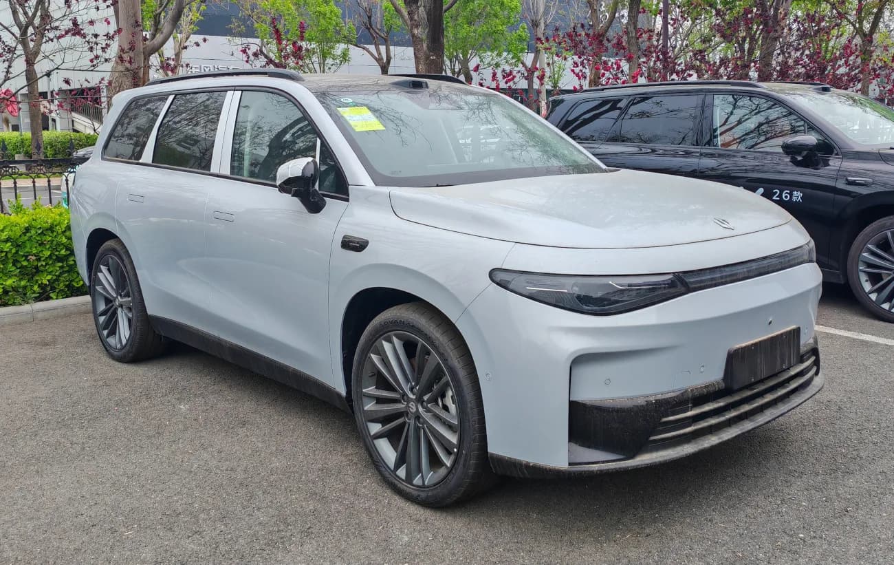 Leapmotor C16
